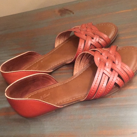 Universal Thread Shoes | Universal Thread Sandals | Poshmark